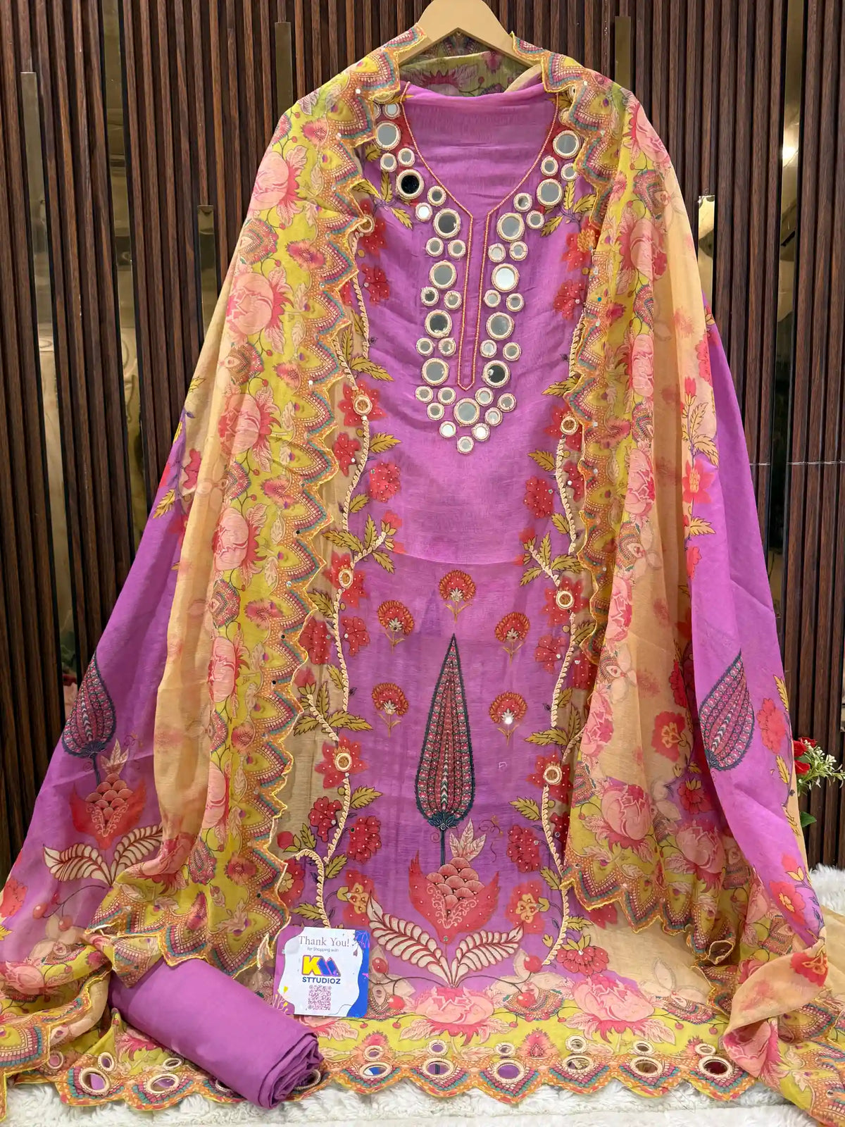 Women's Ethnic Suit Set (3-Piece)