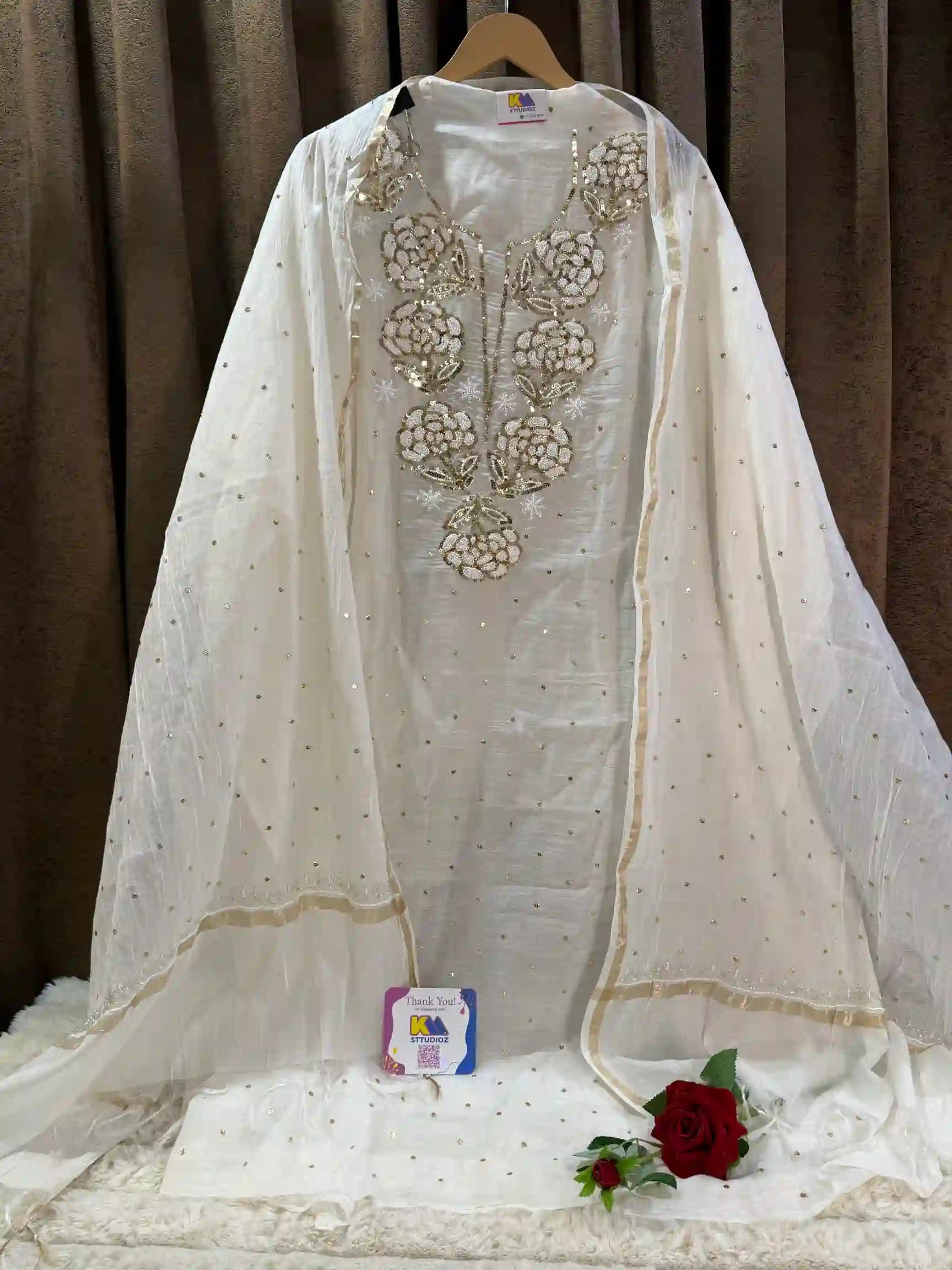 Hand Lucknowi Chikankari Mul Chanderi Kurta Dupatta Set